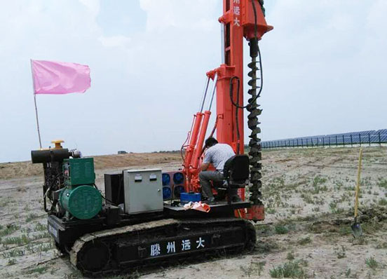 滕州好色先生在线下载太陽能履帶好色先生黄色网站下载施工現場